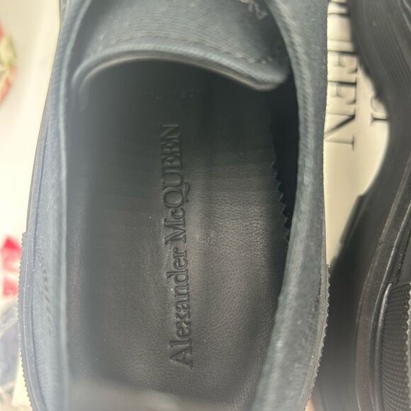 Men's Alexander McQueen low top sneakers size 44.5 made in Italy - Picture 11 of 12